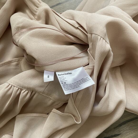 REFORMATION Champagne Peppermint Maxi Wrap Dress Size S Flutter Sleeve Deep V - Picture 7 of 7